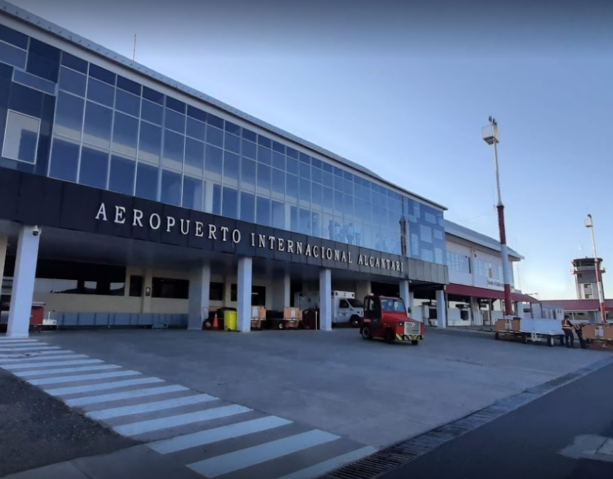 Aeropuerto de Alcantarí